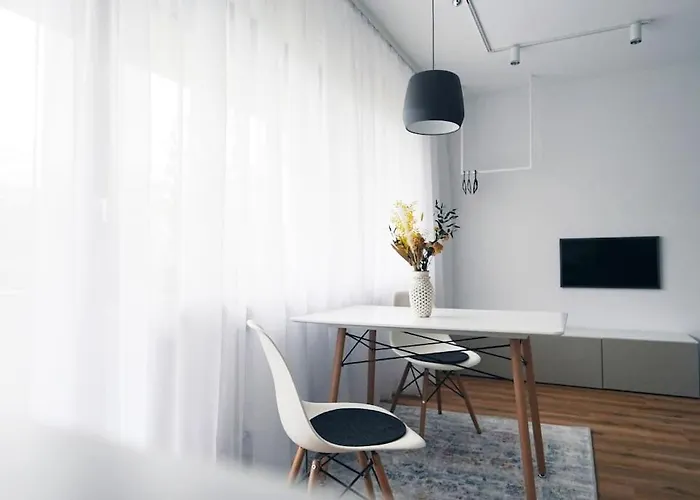 Mit Balkon Und Privatparkplatz Apartamento Augsburg