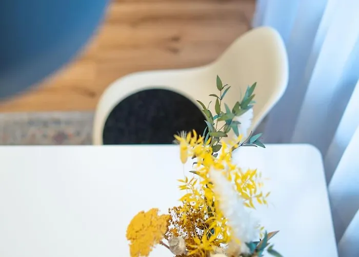 Mit Balkon Und Privatparkplatz Augsburg