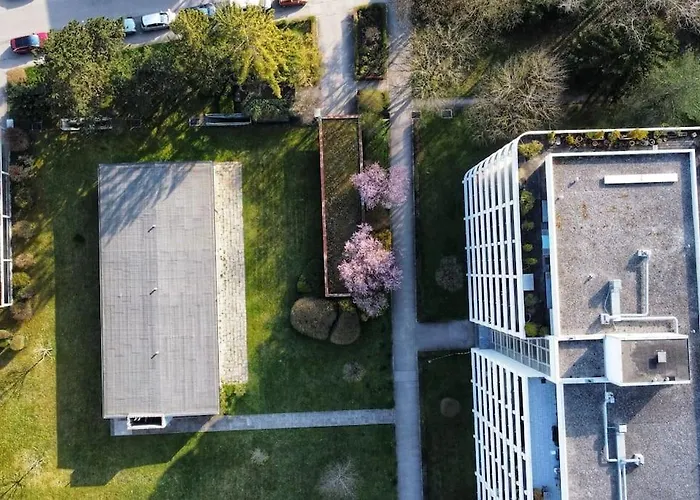 Mit Balkon Und Privatparkplatz アパート アウグスブルク